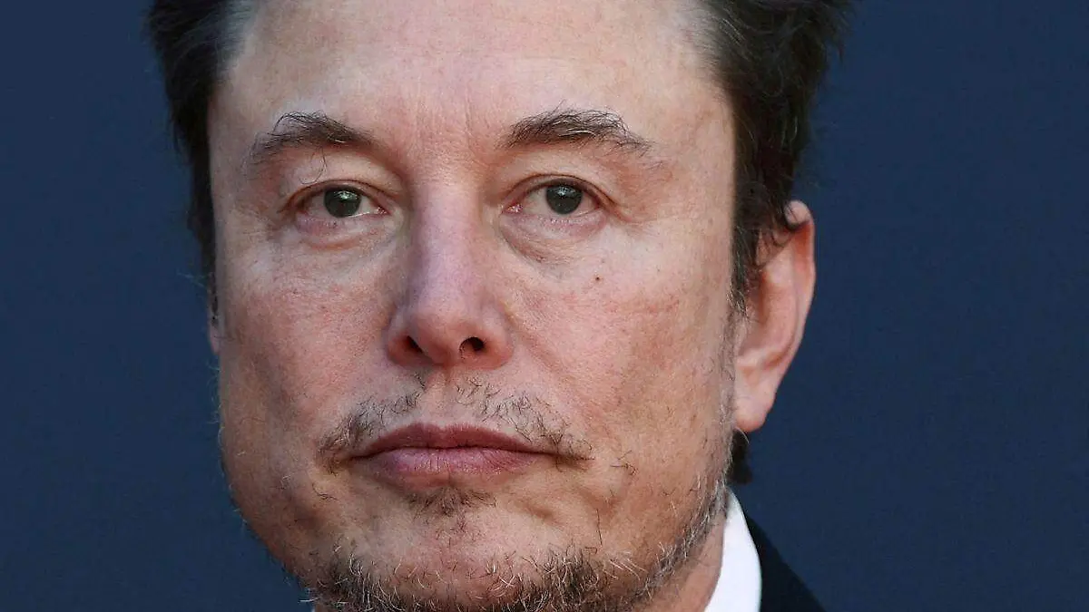 Elon Musk (1)